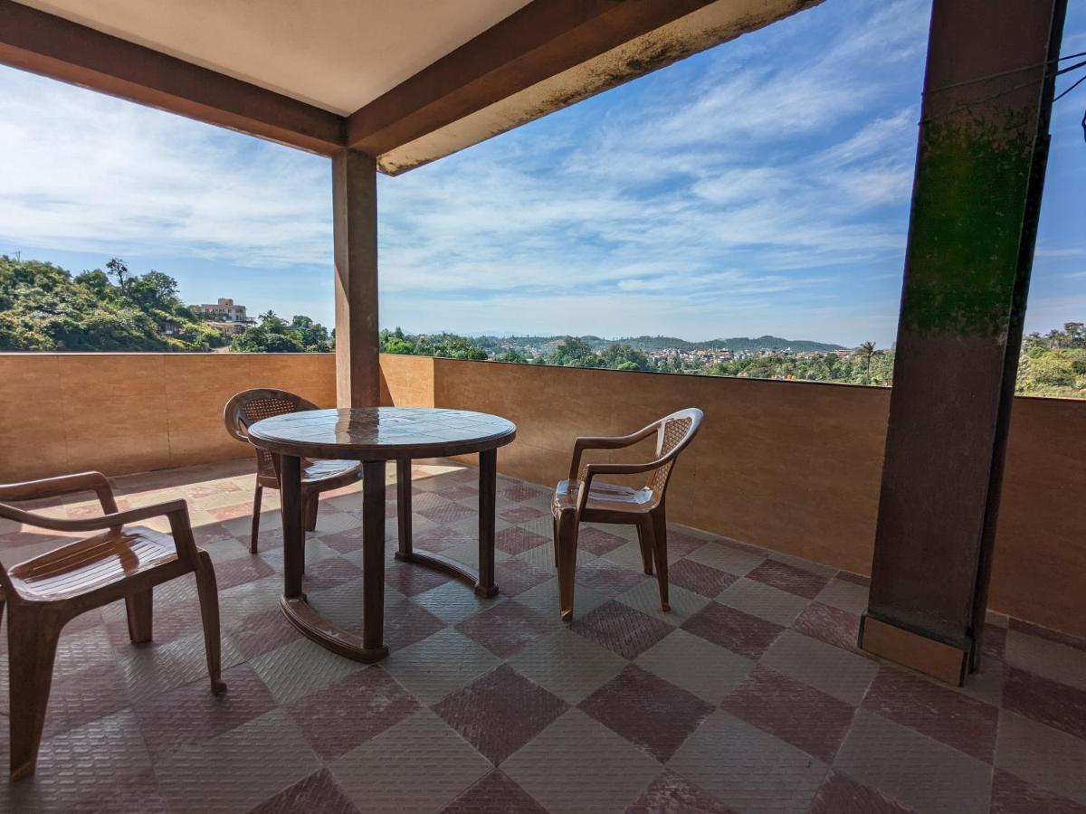 Daisey Dee Homestay Madikeri Exterior photo
